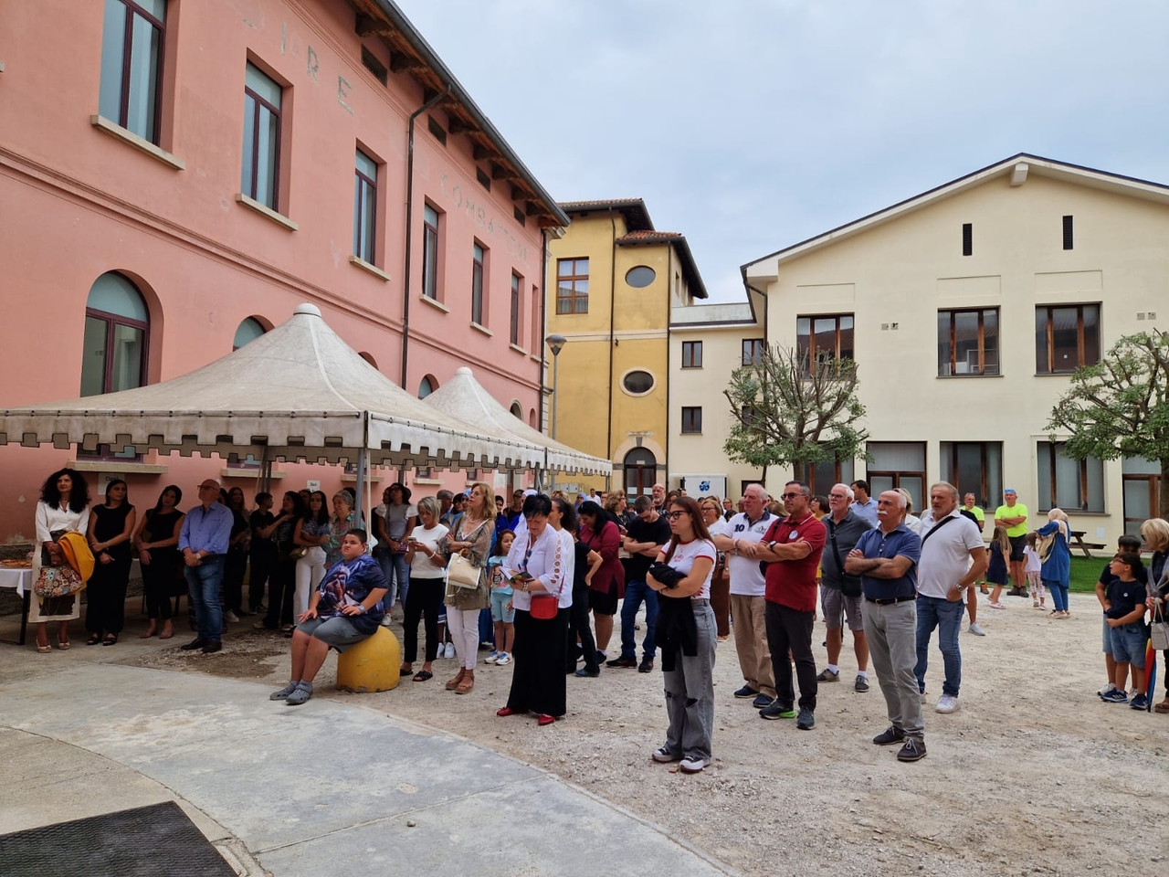 De basisschool Dante Alighieri in Palmanova gaat weer open.