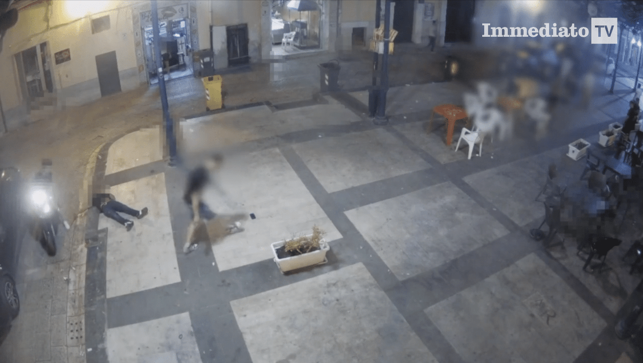 Paliza en la Piazza Mercato de Foggia: posible acuerdo de culpabilidad en apelación para los tres acusados