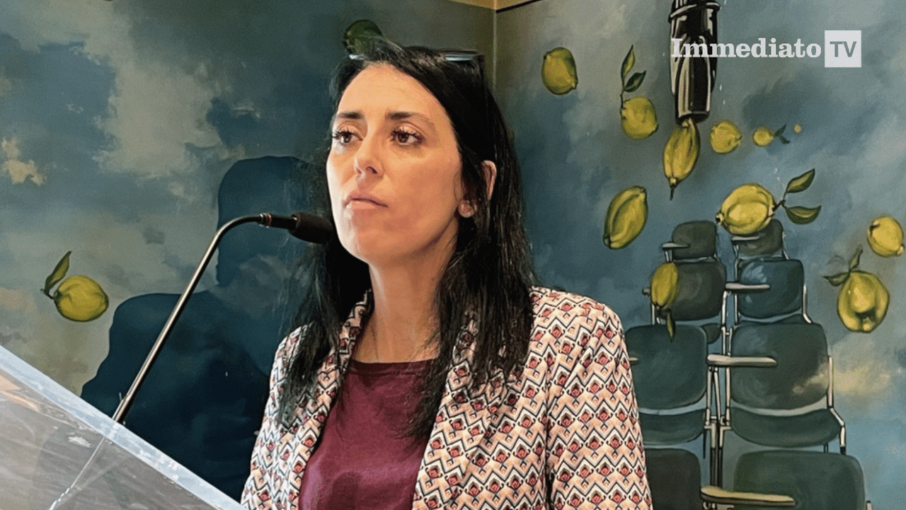 Emergência de calor em Foggia, Longo e Cascarano atacam prefeito: "Clima escaldante na cidade e congelante na maioria"
