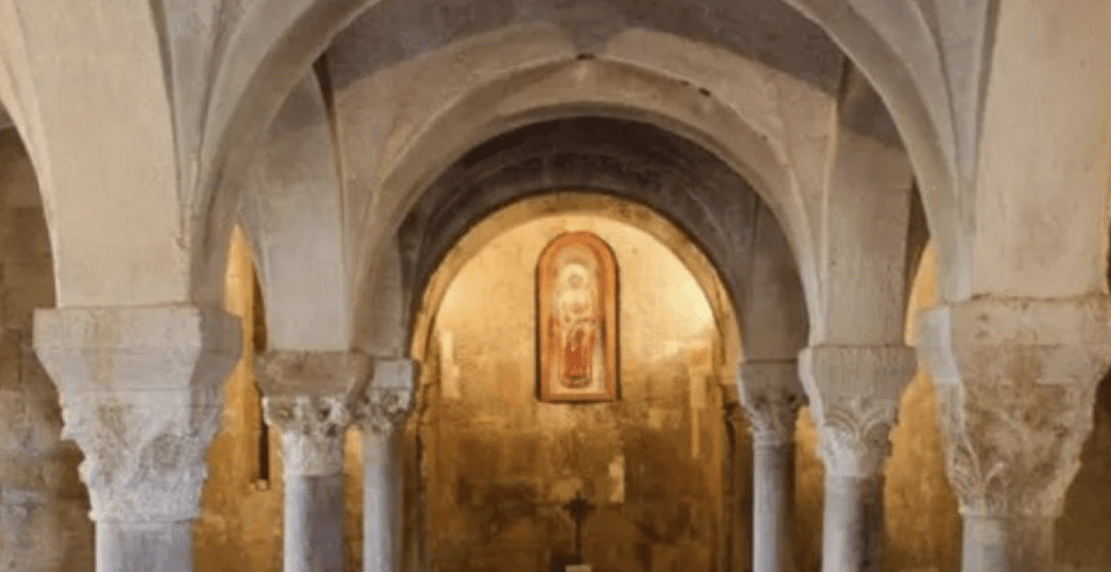 Manfredonia redécouvre Siponto : la crypte de la basilique parmi les trésors cachés des Pouilles