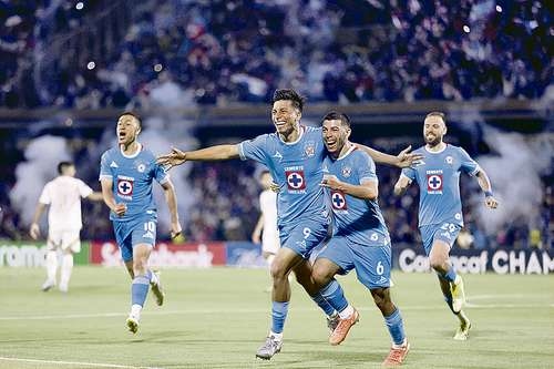 Cruz Azul, a un paso del título de Concacaf; elimina a Tigres