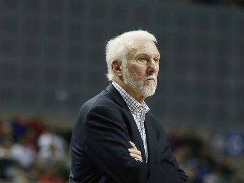 Popovich yedek kulübesine veda ediyor