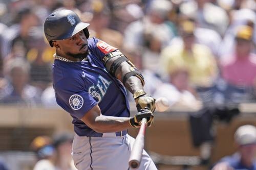Arozarena, Mariners'ın Padres'e karşı kazandığı maçta bir home run yaptı.