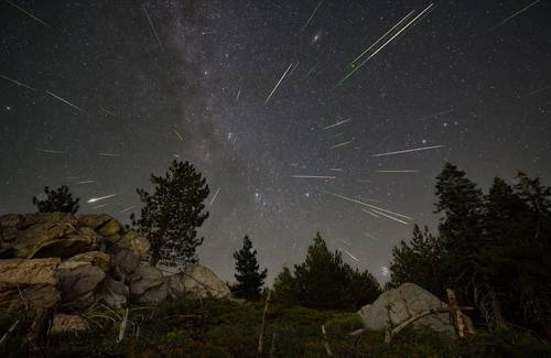 Autrefois signes de terreur, les comètes révèlent désormais les secrets de l'univers.