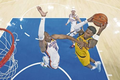 De Pacers versloegen de Thunder in de laatste minuut met 110-111.