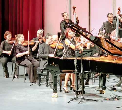 A pianista Yuja Wang exibiu a elegância de sua arte no Auditório Nacional.