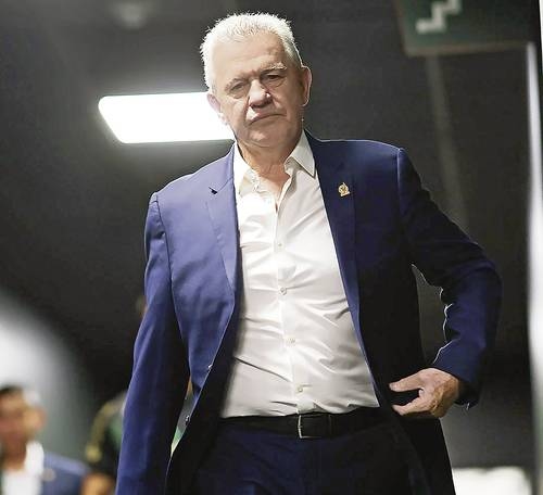 Jesteśmy zobowiązani dać kibicom powód do radości: Javier Aguirre