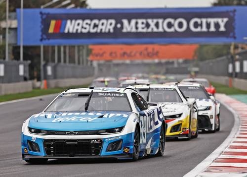 Shane van Gisbergen, primo vincitore della NASCAR Mexico