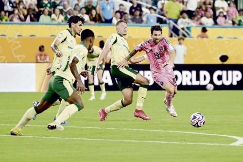 Inter Miami lets go of a 2-goal lead and draws with Palmeiras; both advance