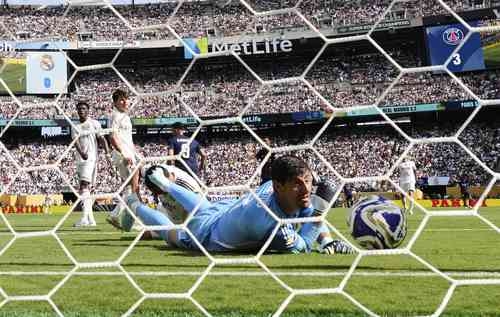 PSG schaltet Real Madrid aus