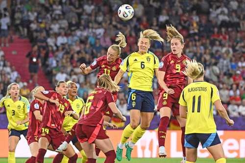 La Svezia travolge la Germania 4-1 e accede agli Europei femminili