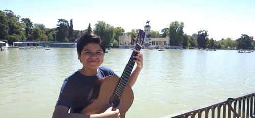 Today, Bastian Rosales offers a concert at Bellas Artes