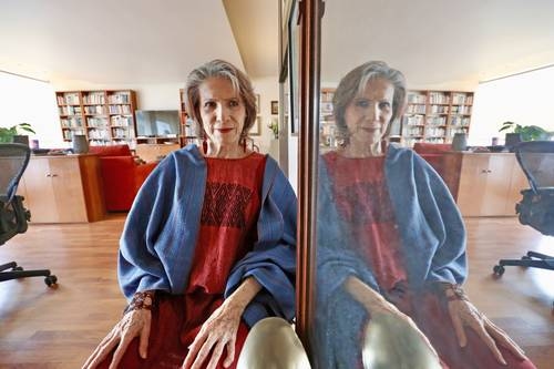 Verónica Ortiz Lawrence vindt in woorden een manier om zichzelf weer op te bouwen.