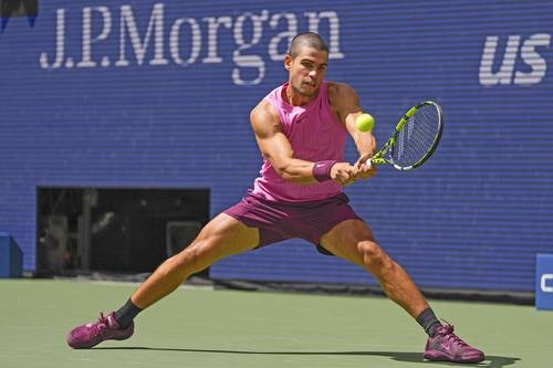 Zarazúa i Olmos debiutują zwycięstwem w grze podwójnej na US Open.