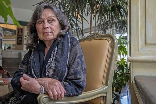 Laura Restrepo propõe uma nova narrativa coletiva contra o genocídio e o ecocídio.