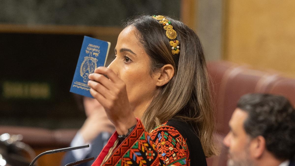 Het Congres staat open voor het verlenen van de nationaliteit aan Sahrawi's die vóór 1976 zijn geboren