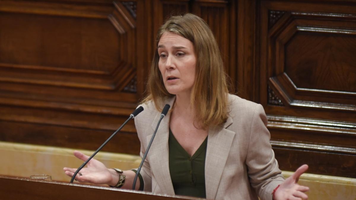 The Catalan government has closed its foreign affairs office in Tel Aviv with immediate effect.