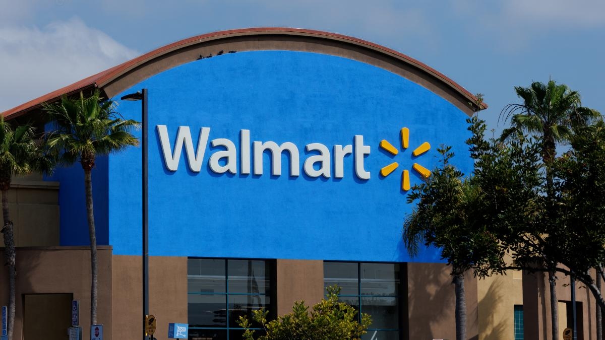 Retailgigant Walmart verhoogt de prijzen in de VS vanwege tarieven.