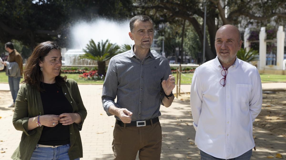 The reunification of the left is failing in Andalusia.