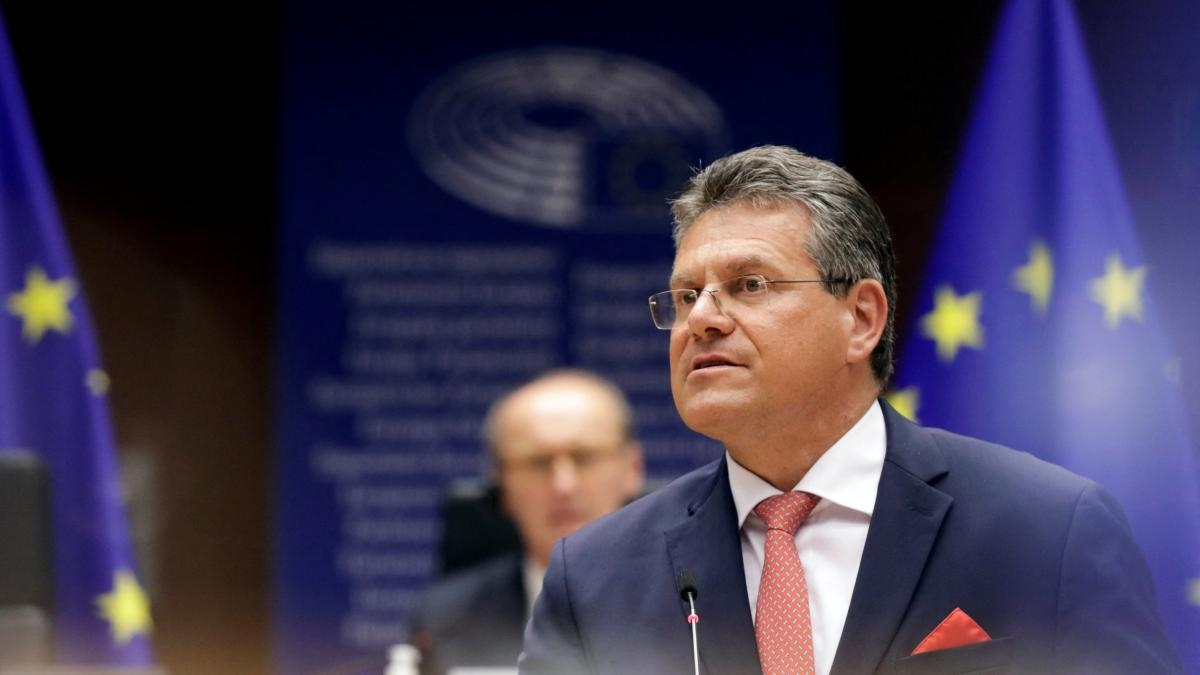 Bruksela utrzymuje kontrolę nad negocjatorami z Waszyngtonu