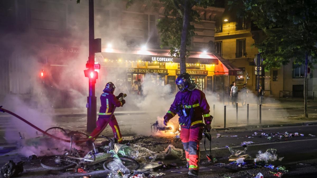 Paris'te kısa devre