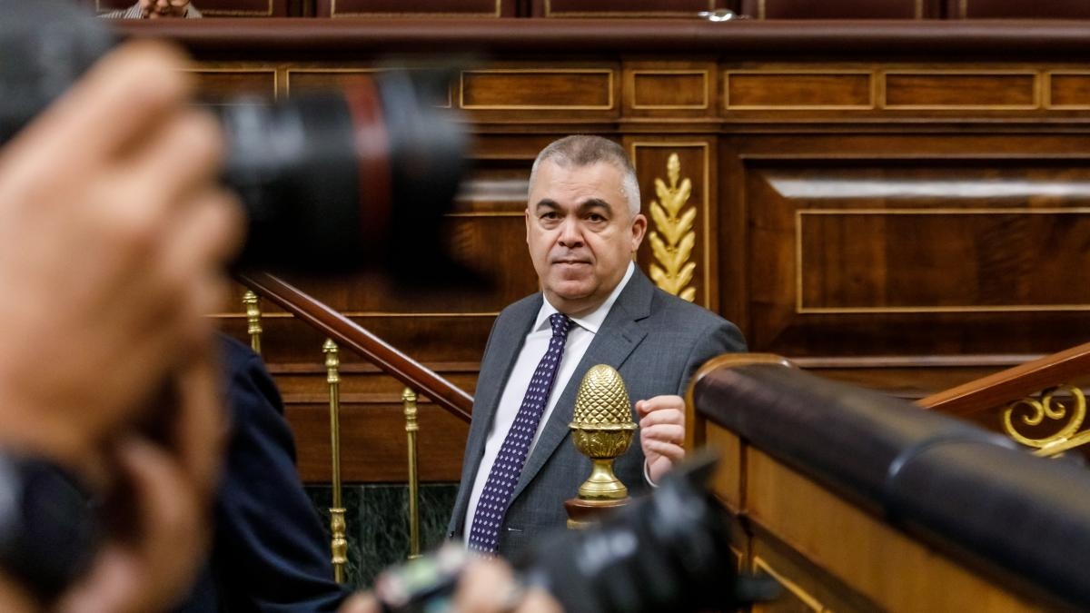 Santos Cerdán, pazartesi günü raporunu sunacağını ve masumiyetini ispatlayacağını garanti ediyor.