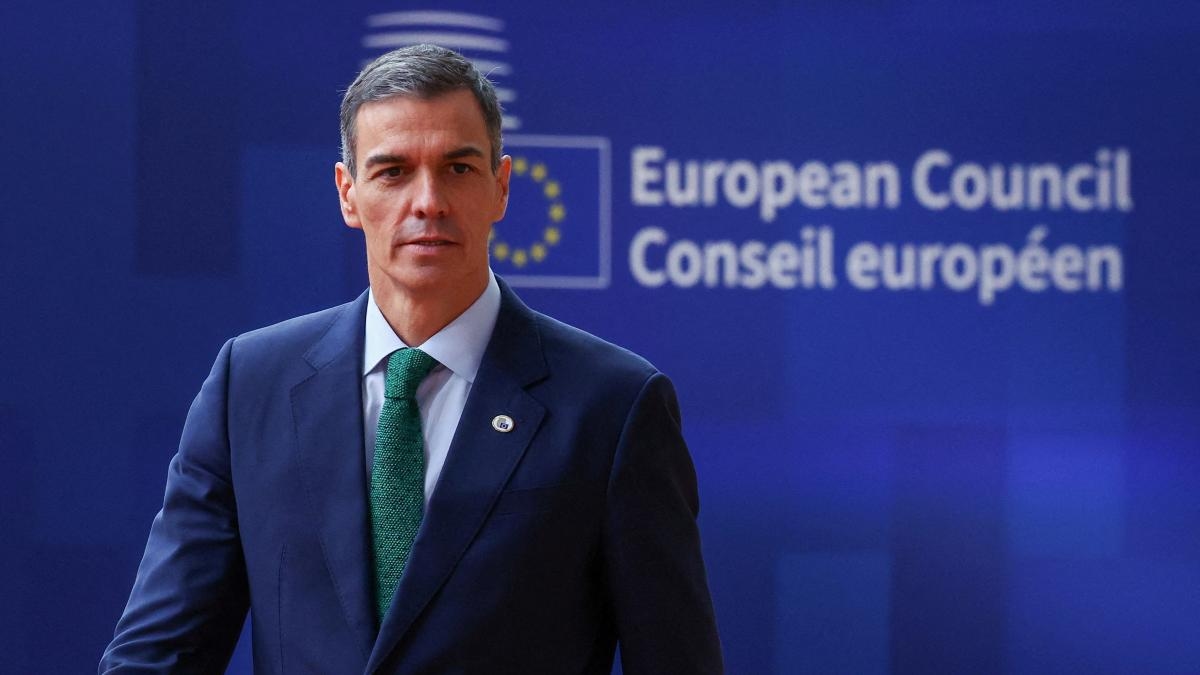Carri armati, pensioni, tariffe... NATO!