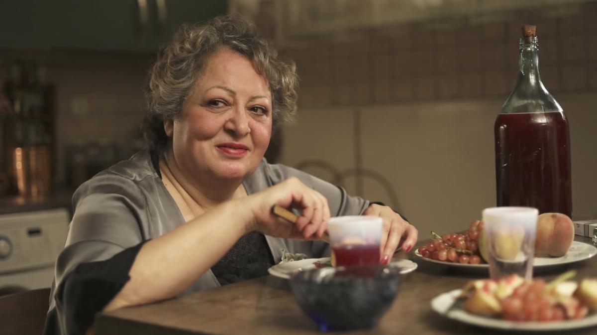 Filmowcy skazani za sfilmowanie kobiety bez hidżabu w Iranie: „Czekamy, aż przyjdą i wsadzą nas do więzienia”.