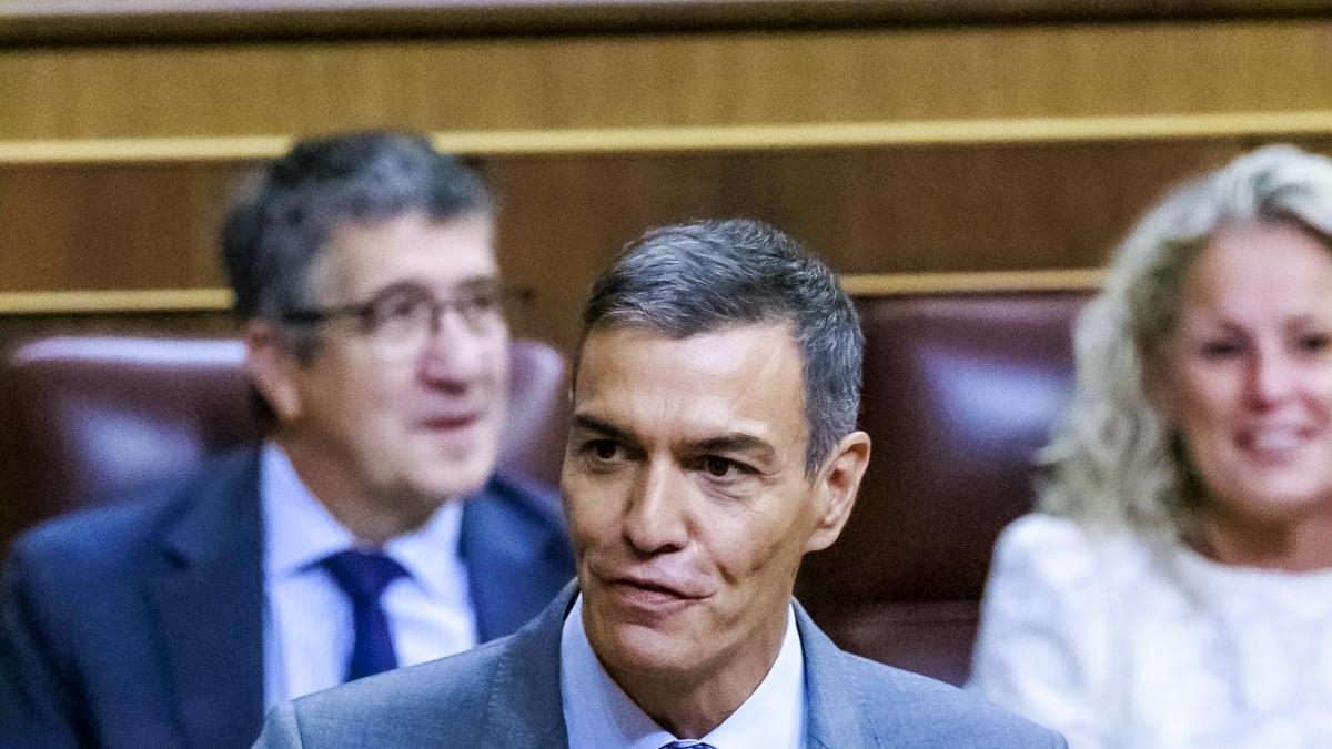 Même ton, même distance et même ressentiment