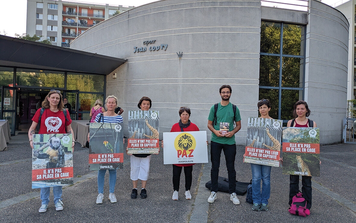 Lyon Hayvanat Bahçesi: Hayvan Hakları Savunucuları Saldırıya Geçiyor