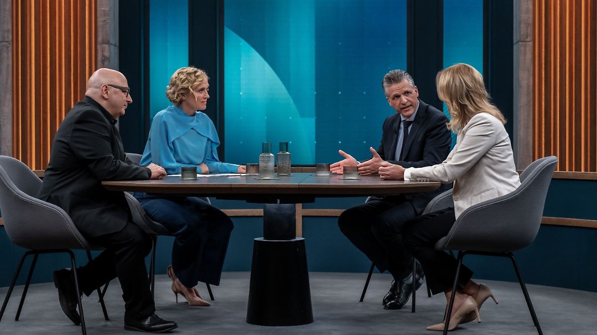 Miosga's government's false start: "Major discrepancy between campaigner Merz and Chancellor Merz"