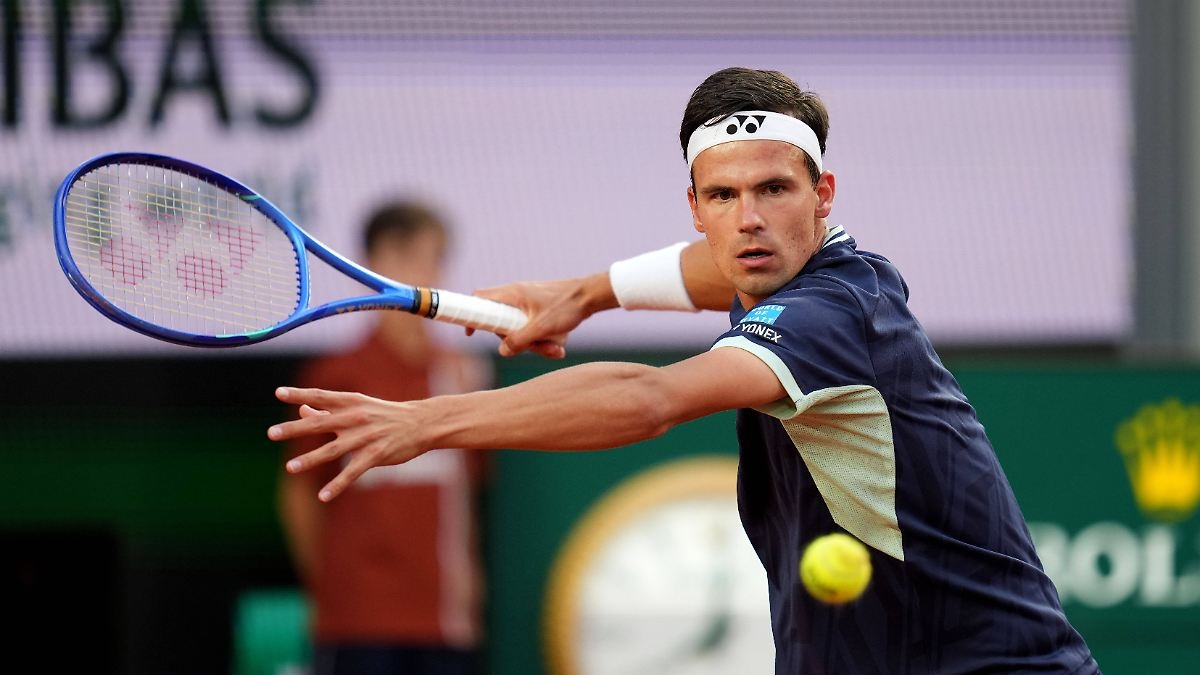 Duits uitgeschakeld op Roland Garros: Altmaier boos over zichzelf, de muziek - en het resultaat