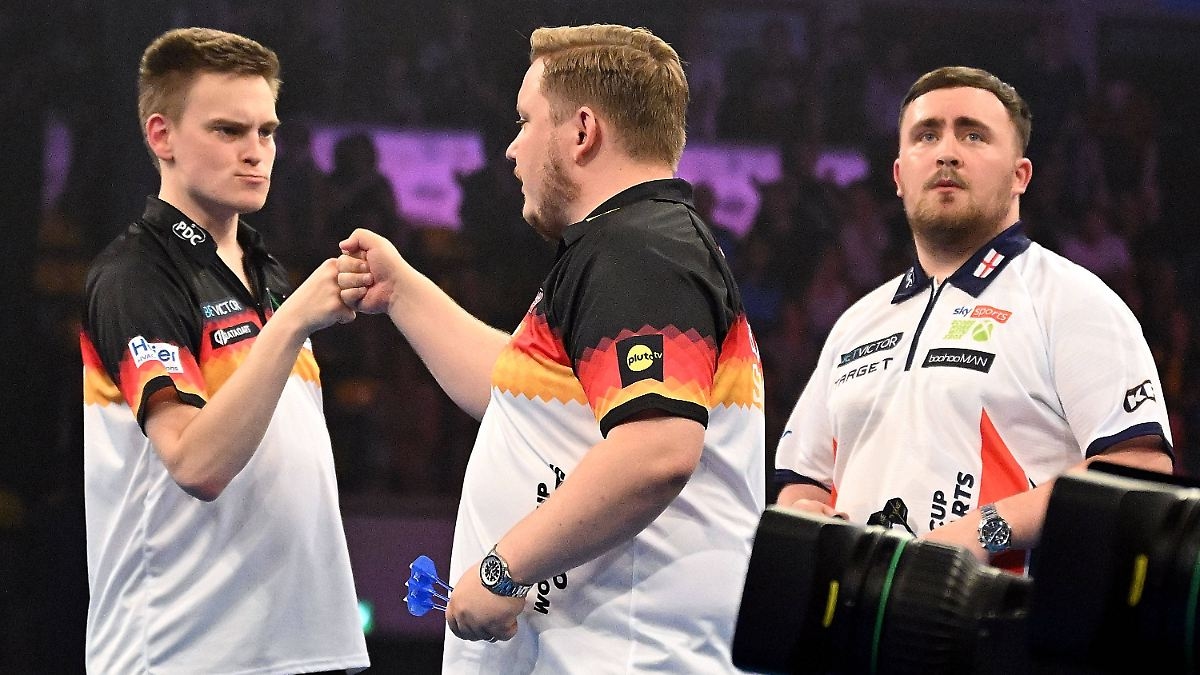 L'Angleterre déjà éliminée du Championnat du monde par équipes : le doublé allemand aux fléchettes rend Luke Littler furieux