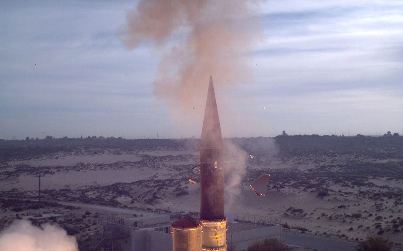 Armaments from Israel | Air Force General takes delivery of first parts for Arrow 3