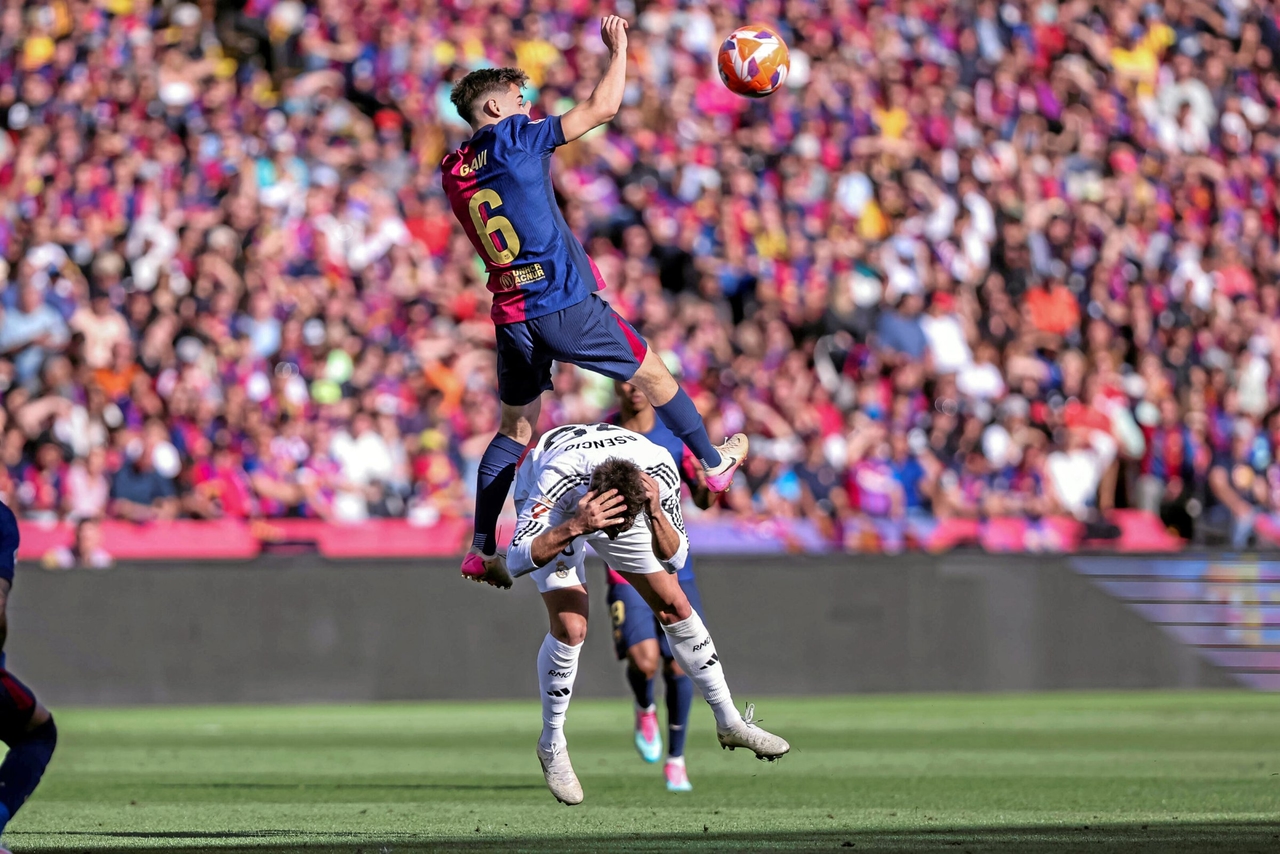 Football | Seules victoires contre le Real Madrid : Hansi Flick enchante Barcelone