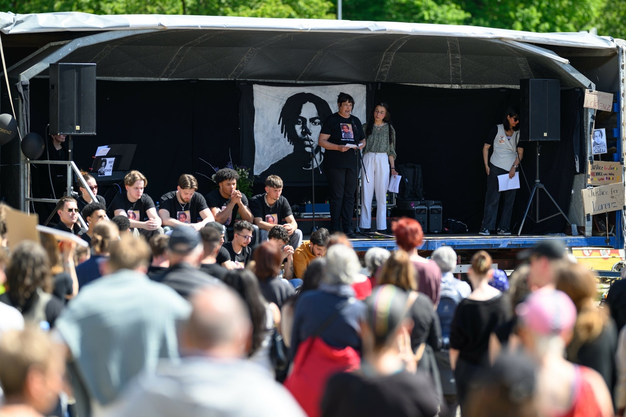 Oldenburg | Murdered Lorenz A.: Black balloons instead of birthday candles
