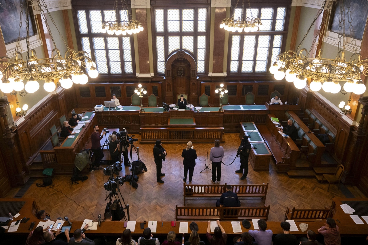 Complexe de Budapest | Isolement cellulaire en Hongrie : Maja T. entame une grève de la faim