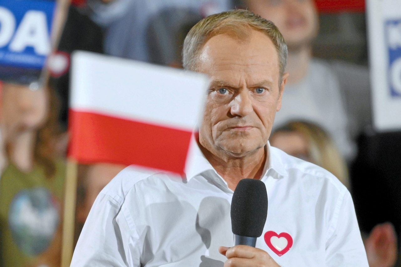 Polska | Donald Tusk przetrwał głosowanie nad wotum zaufania