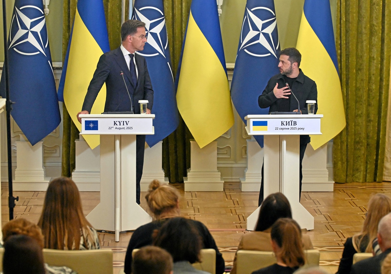 Ukraine War | Rutte calls for "robust security guarantees" for Ukraine