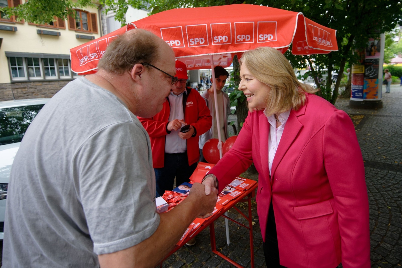 Eleições Locais NRW 2025 | Campanha Eleitoral do SPD: "A política local é a Liga dos Campeões"