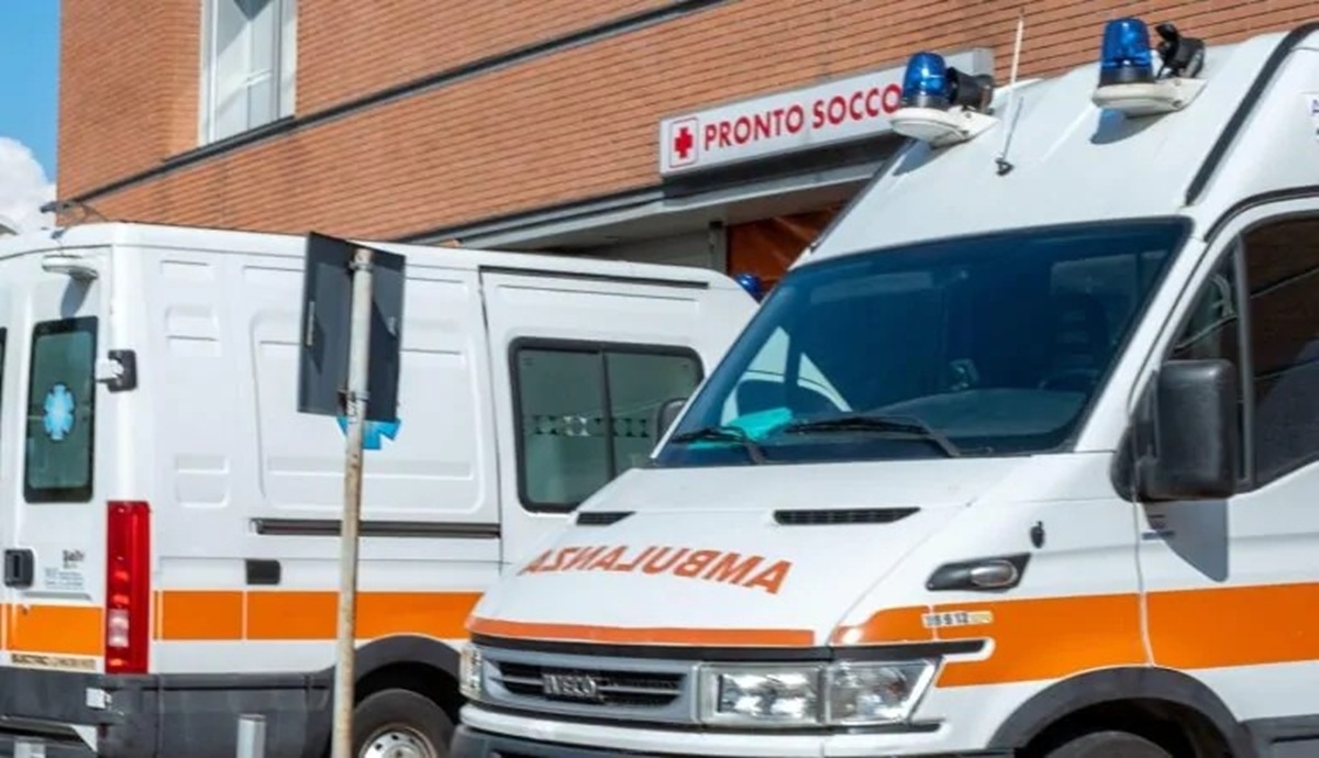 Балкон обрушился на повороте Турина: страх среди болельщиков Гранаты