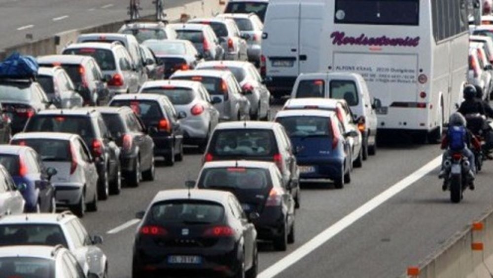 Agreement between the Province and two Municipalities for the reorganization of traffic