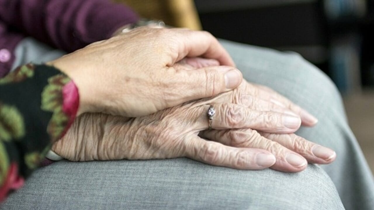 Die Region stellt 1,8 Millionen für Menschen mit kognitivem Abbau und Parkinson bereit