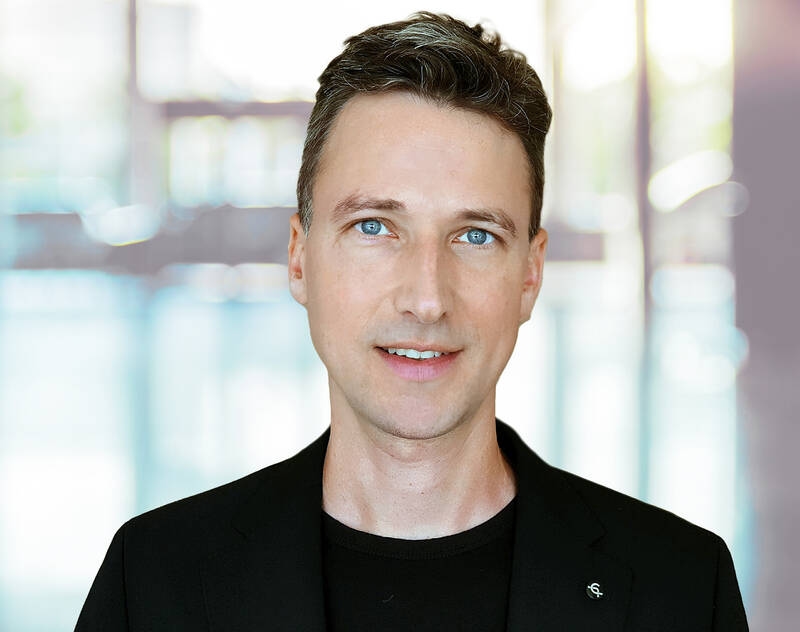 Comment: A fresh perspective as an opportunity
