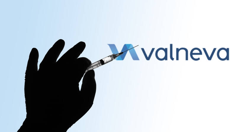 Effets indésirables graves : l'EMA examine la sécurité du vaccin contre le chikungunya Ixchiq