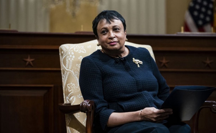 Donald Trump, Kongre Kütüphanecisi Carla Hayden'ın yerine Demokrat Partili bir aday göstererek teklifi kınadı