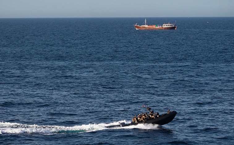 Evropske snaga uratował 24 poranki z tankowca koji su zaatakował piracki kod obala Somalia