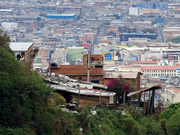 Por que a pobreza aumentou em Bogotá e quem é mais afetado?