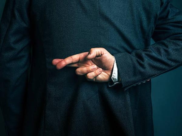 What are the most common phrases liars say? AI reveals