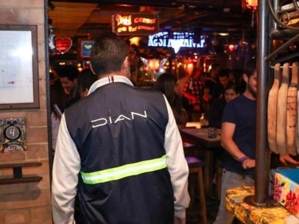 La Dian va por casi 20.000 morosos: así los hará cumplir con las obligaciones